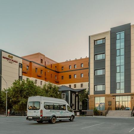 Infinity Plaza Block 1 Hotell Atyraū Eksteriør bilde