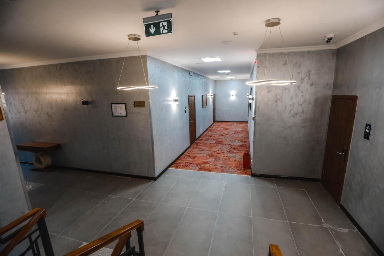 Infinity Plaza Block 1 Hotell Atyraū Eksteriør bilde