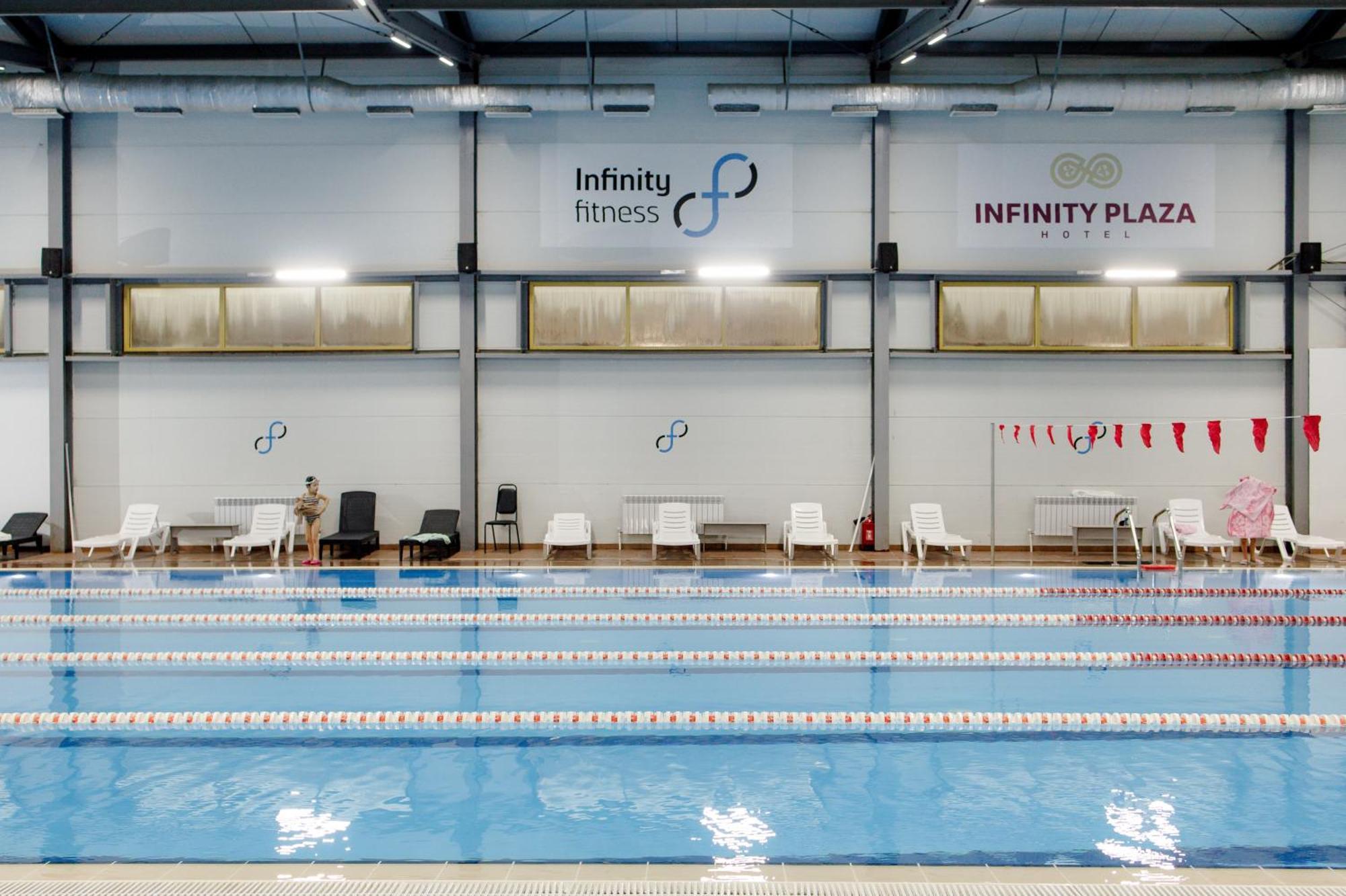 Infinity Plaza Block 1 Hotell Atyraū Eksteriør bilde